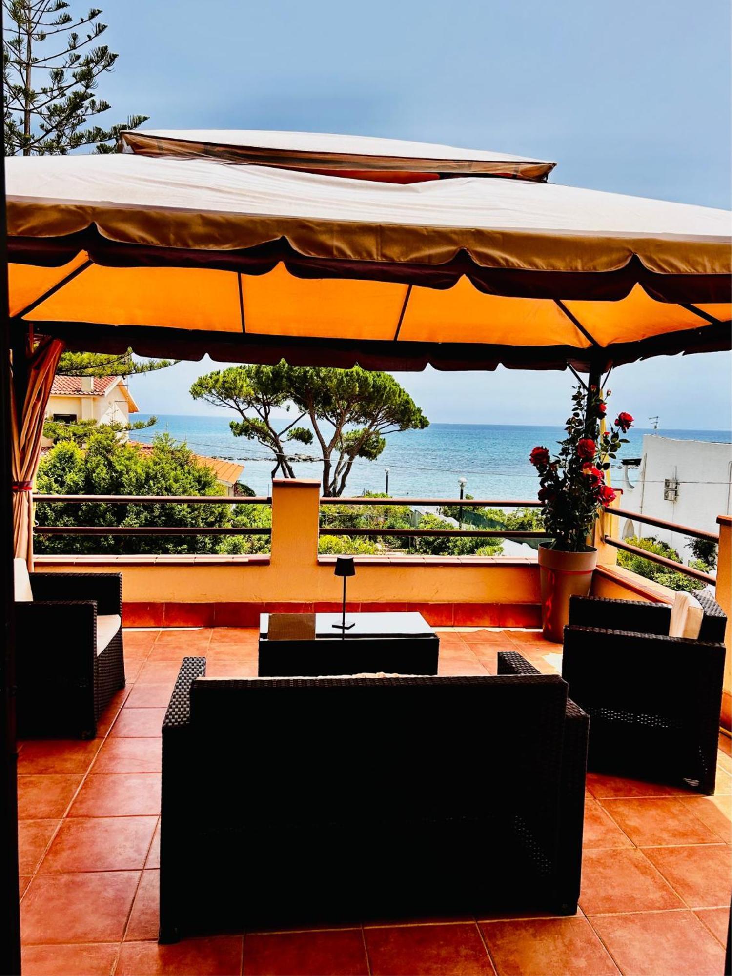 Villa Ro Porto Columbu - Perd'E Sali Dış mekan fotoğraf